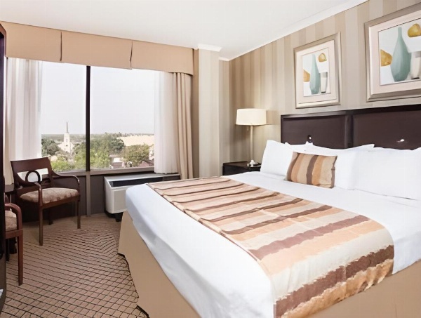 Ramada by Wyndham Augusta Downtown Hotel & Conference Center image 24